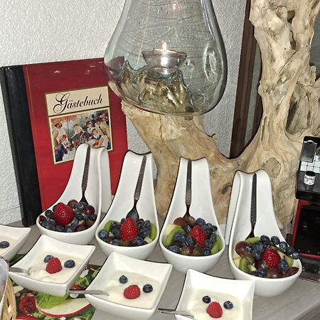 Ferienwohnung Aronia Garten كورورت اوبرويسنثا المظهر الخارجي الصورة