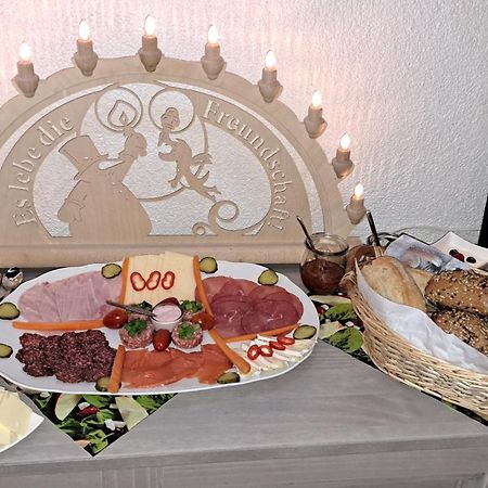 Ferienwohnung Aronia Garten كورورت اوبرويسنثا المظهر الخارجي الصورة