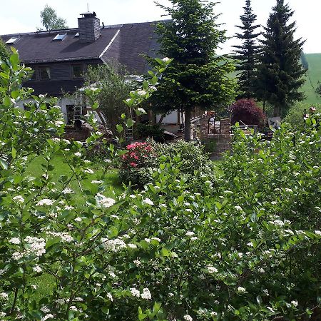 Ferienwohnung Aronia Garten كورورت اوبرويسنثا المظهر الخارجي الصورة
