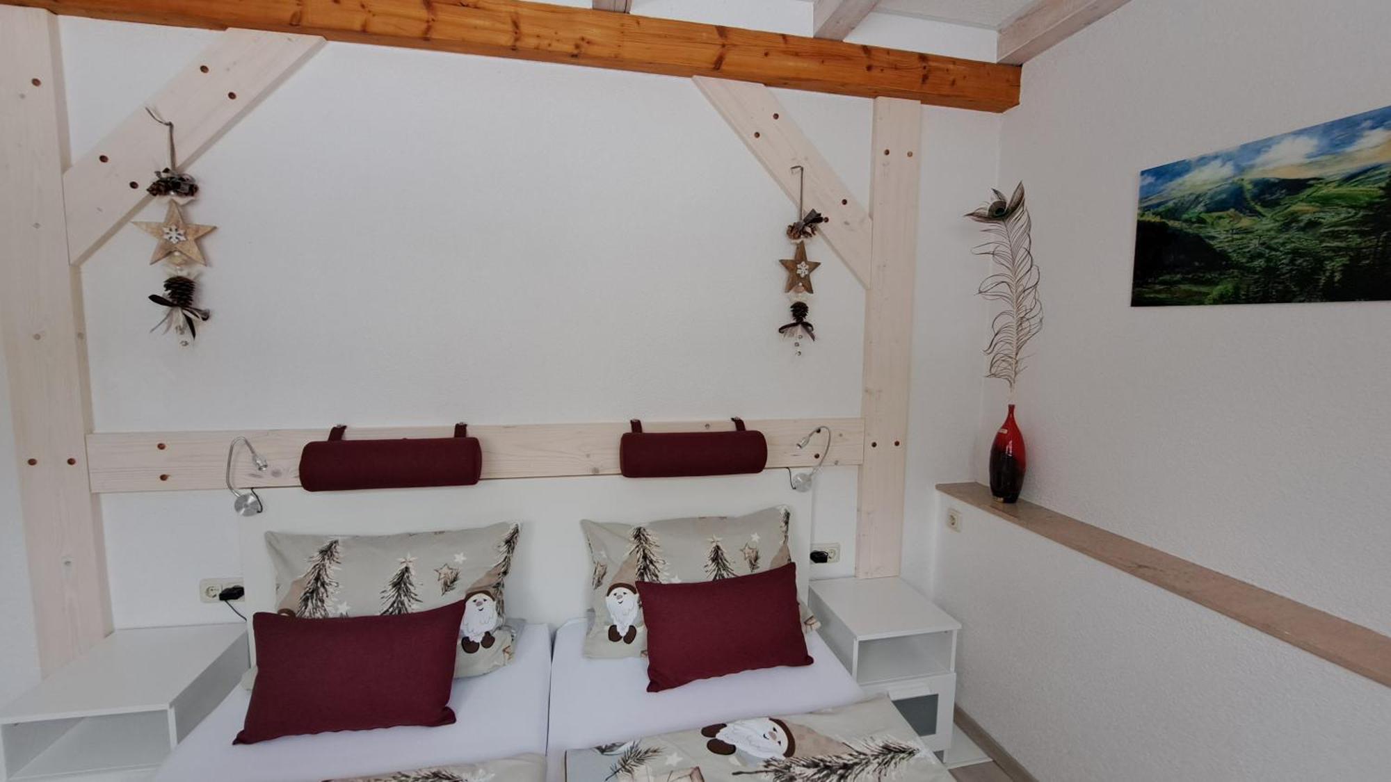 Ferienwohnung Aronia Garten كورورت اوبرويسنثا المظهر الخارجي الصورة