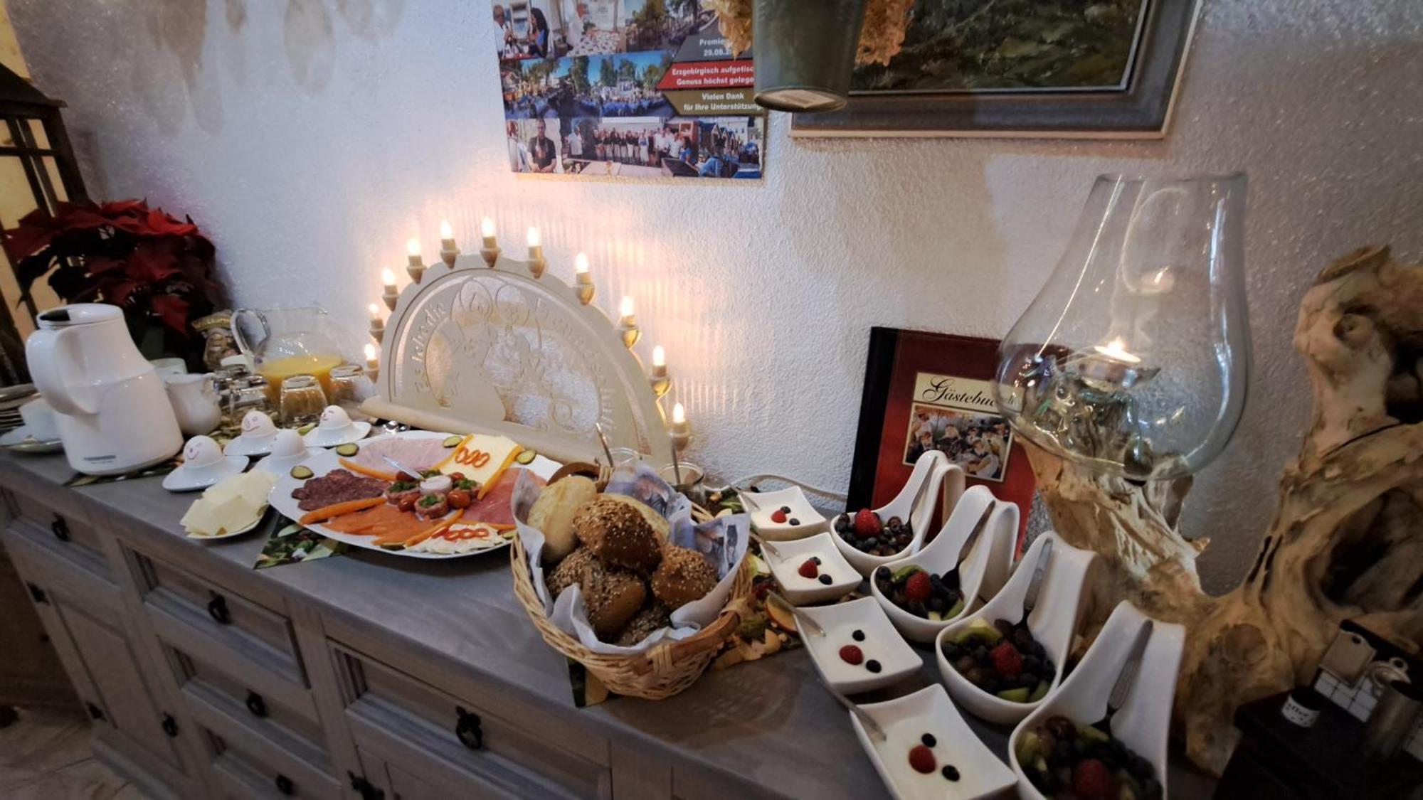 Ferienwohnung Aronia Garten كورورت اوبرويسنثا المظهر الخارجي الصورة