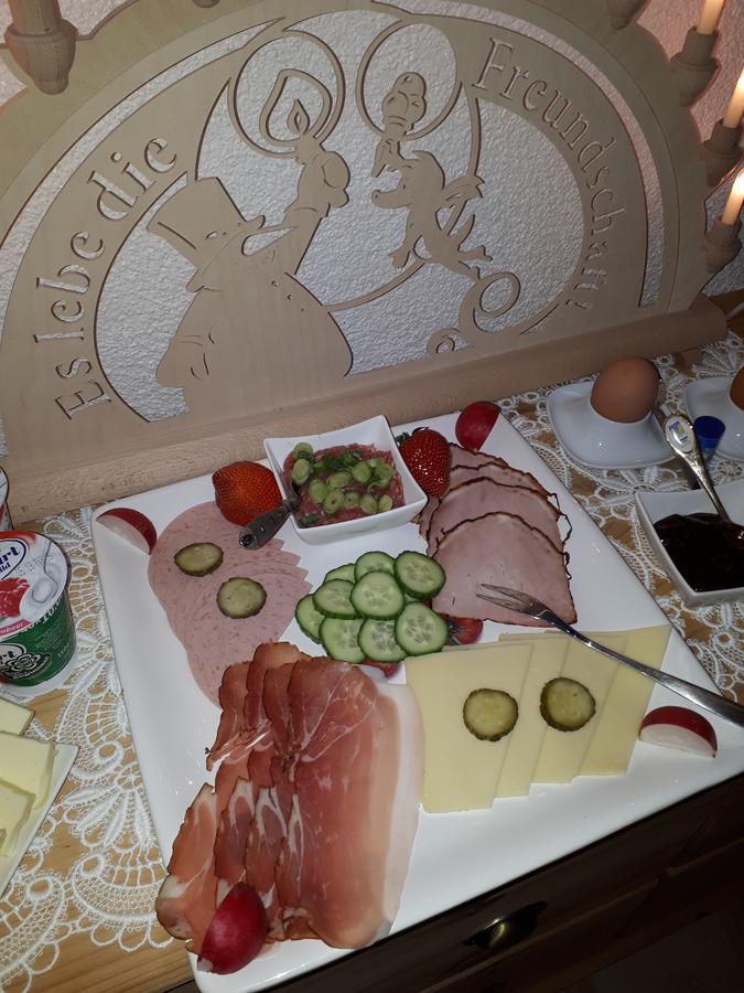 Ferienwohnung Aronia Garten كورورت اوبرويسنثا المظهر الخارجي الصورة